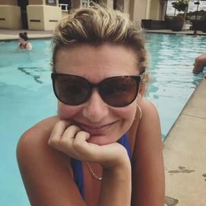 Meet your Posher, Monica